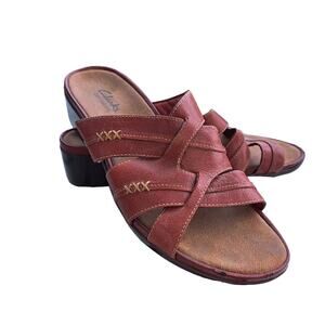 CLARKS BENDABLES SLIP ON SANDALS WOMENS SIZE 8M BRICK RED LEATHER SLIDES CAREER